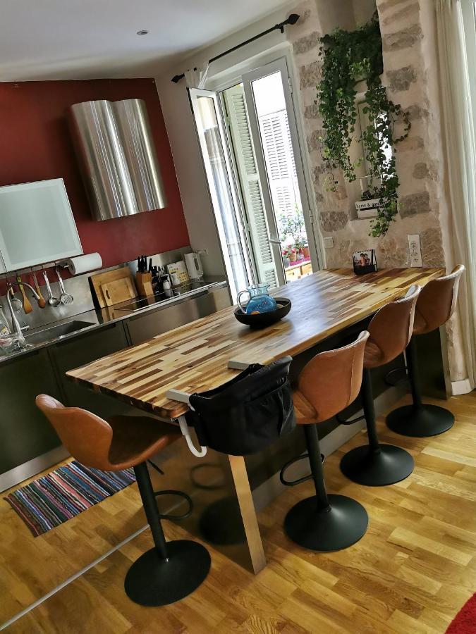 Our Home, Cozy Apartment Two Minutes From The Sea - Clima Νίκαια Εξωτερικό φωτογραφία