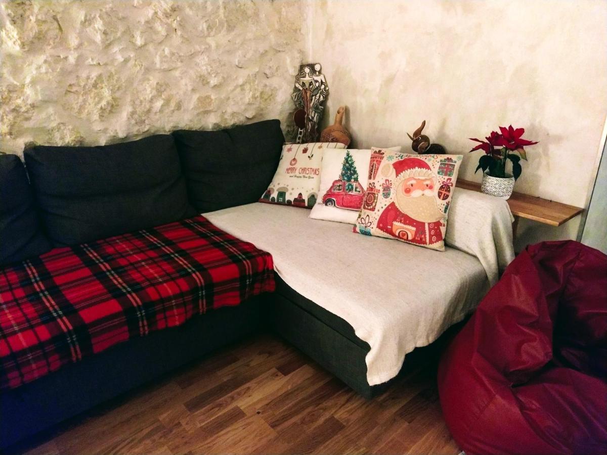 Our Home, Cozy Apartment Two Minutes From The Sea - Clima Νίκαια Εξωτερικό φωτογραφία